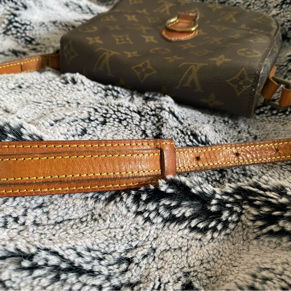 Louis Vuitton Saint Cloud Crossbody Bag - Picture 16 of 16